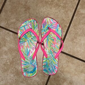 Lilly Pulitzer flip flops size 5/6